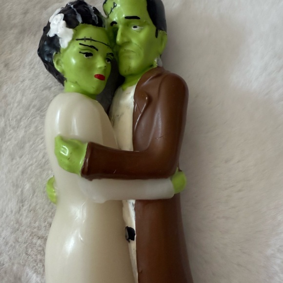 Frankenstein and Bride Candle - Picture 2 of 7